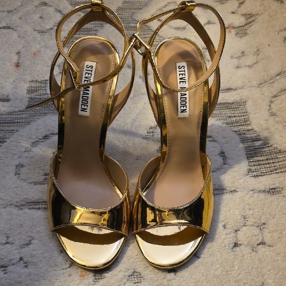 Steve Madden Metallic Gold Heels